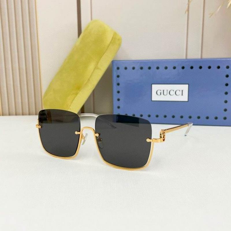 Gucci Sunglasses 544